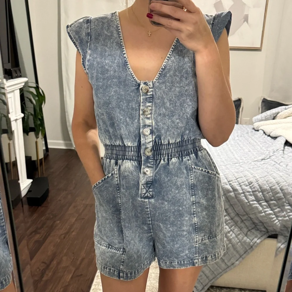 Cute Girly Flare Sleeves Blue Denim Pull Up Stretch Romper - Picture 1 of 11